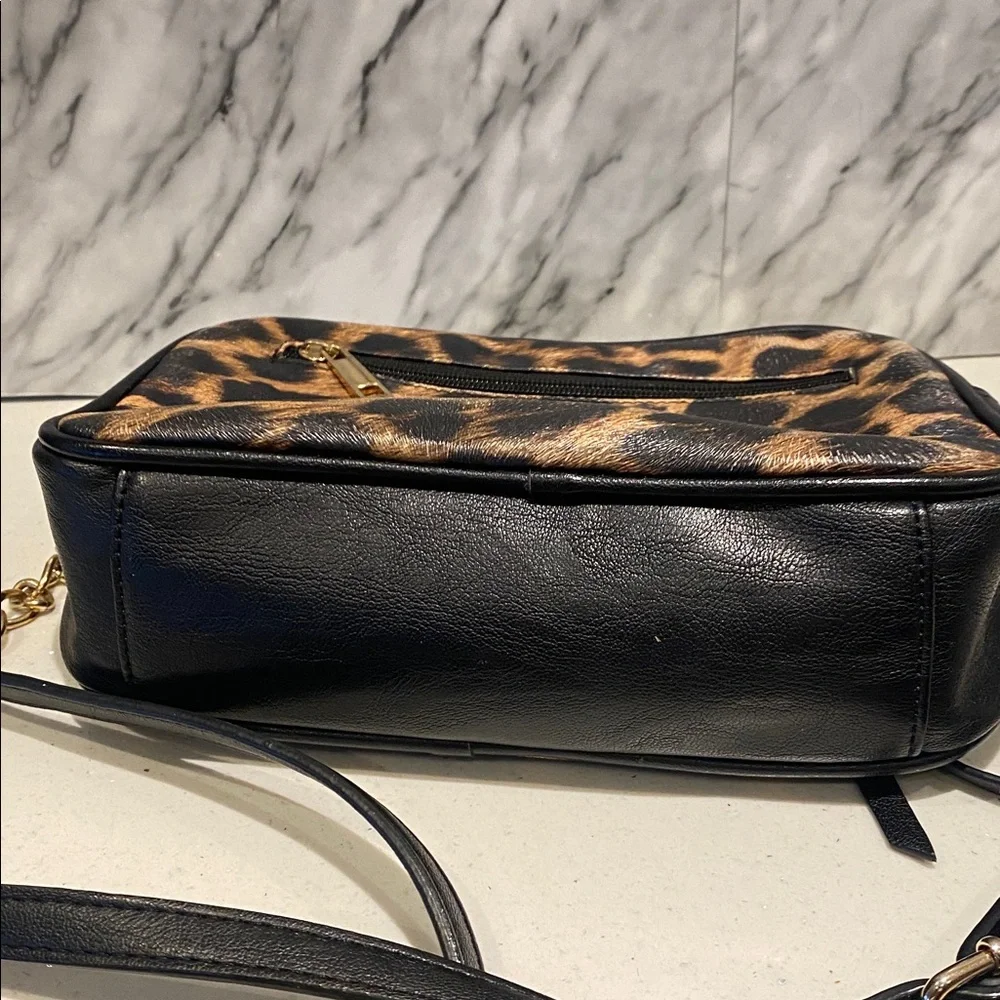 Animal Print Crossbody Bag - Picture 6 of 12